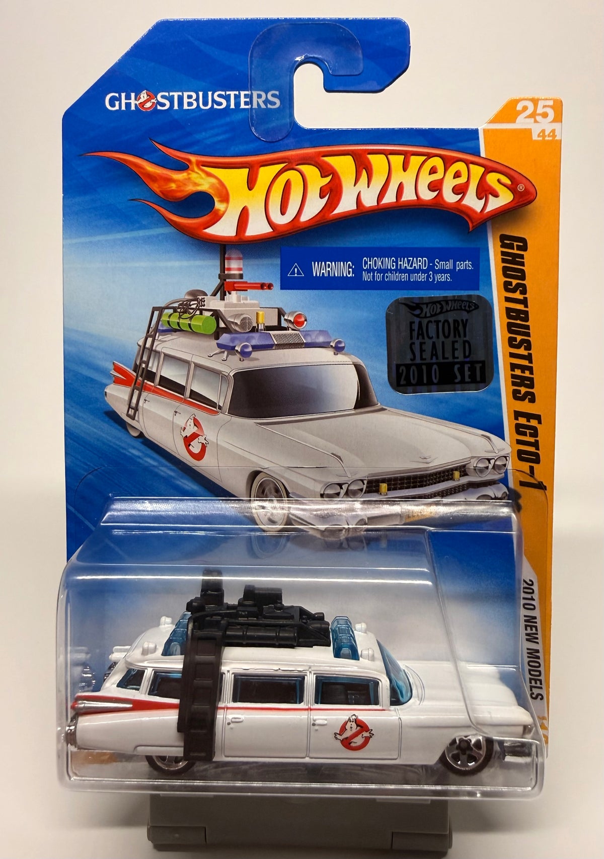 HOT WHEELS 2010 FACTORY SEALED ECTO-1